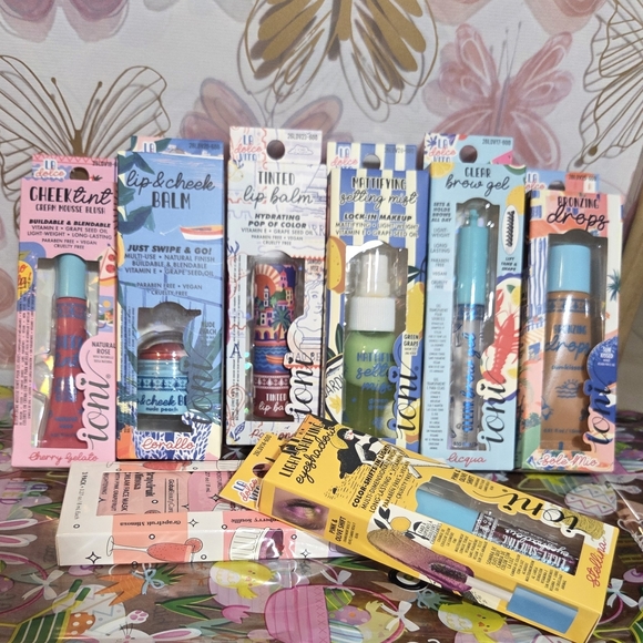 Ultimate Easter Self-Care Beauty Basket 🌸🐰 (15+ Items) - Picture 6 of 7